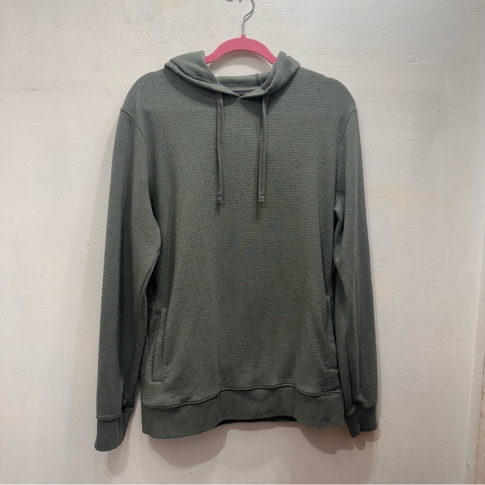 EUC L men’s Travis Mathew Olive Green Hoodie cloud waffle style